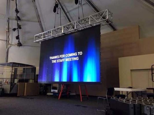 SMD2121 P5 para interiores con pantalla LED de fundición a presión de color completo