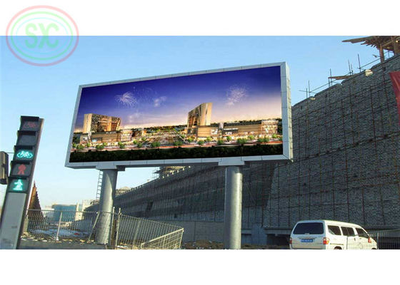 Buen precio Pantalla LED de color completo exterior Equipada con LED SMD3535 y configuración de píxeles 1R1G1B para imágenes detalladas y brillantes En línea