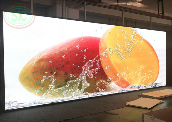 Buen precio P4 Indoor Smd2121 RGB LED Display Display de aluminio fundido y acero 3 años de garantía en línea