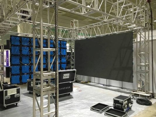 Buen precio pantalla de visualización llevada de la instalación fija o definición interior a todo color brillante estupenda móvil de alquiler del uso P2 SMD de la alta mini en línea