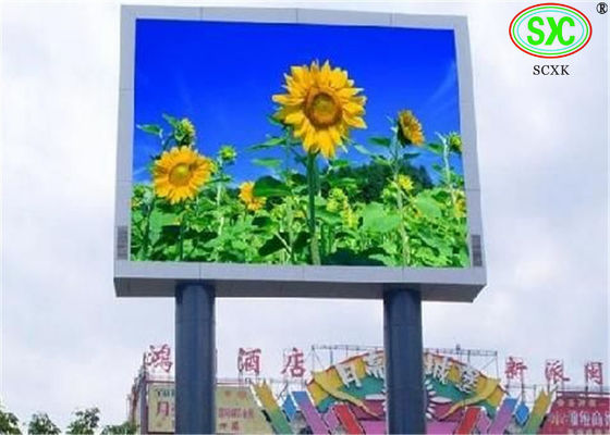 Buen precio Video LED Tableros publicitarios de LED a todo color Pantalla de 10 mm Pixeles IP65 3 años de garantía en línea