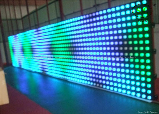 Buen precio Pantalla LED de la cortina de P37.5mm en línea