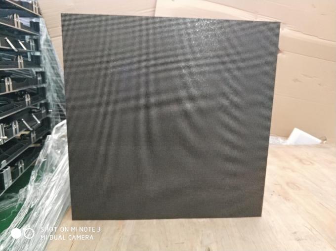 P2-32S M&oacute;dulo de pantalla LED de color completo en interiores con accionamiento constante y dimensiones de gabinete de 640 * 640 mm 1